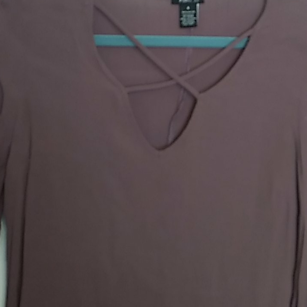 Plum top - Picture 2 of 4